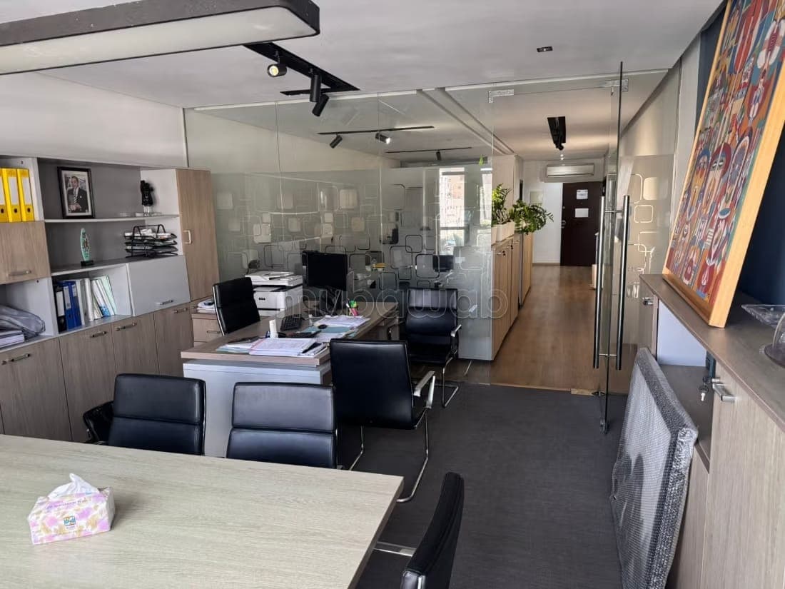 A vendre Bureau Aménagé 67m2 BD ZERKTOUNI
