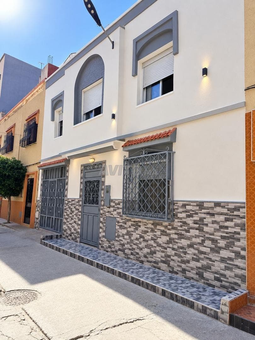Maison R+1 avec recul à Asilah