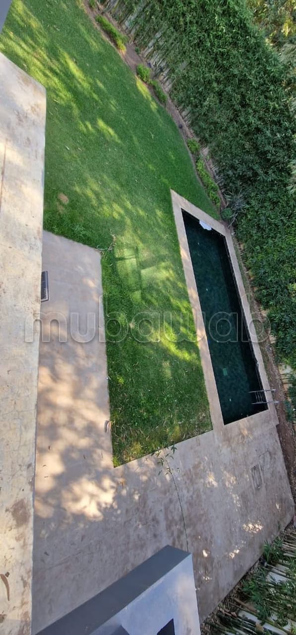 Villa à ville verte Bouskoura pour location 800 m²