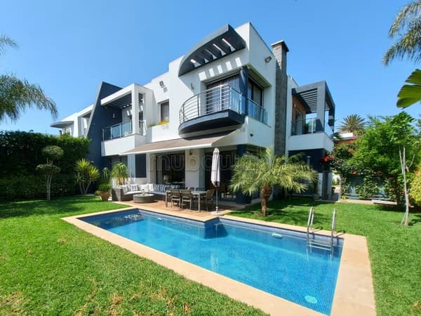 Gelegenheit. Moderne Villa von 500m² in Bouskoura