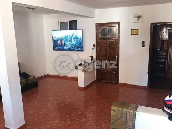 Haus zum Verkauf 64 m², 8 Zimmer Mers Sultan Casablanca