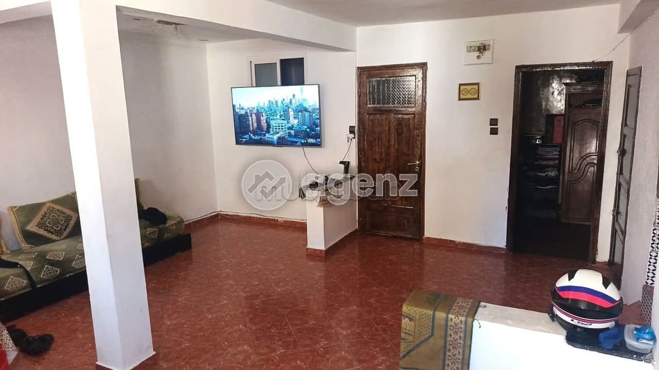 Maison à vendre 64 m², 8 chambres Mers Sultan Casablanca