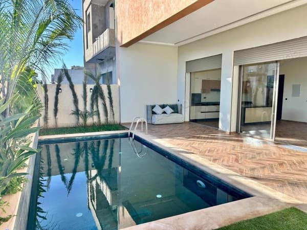 Villa De Luxe à Vendre à Chrifia VE25401
