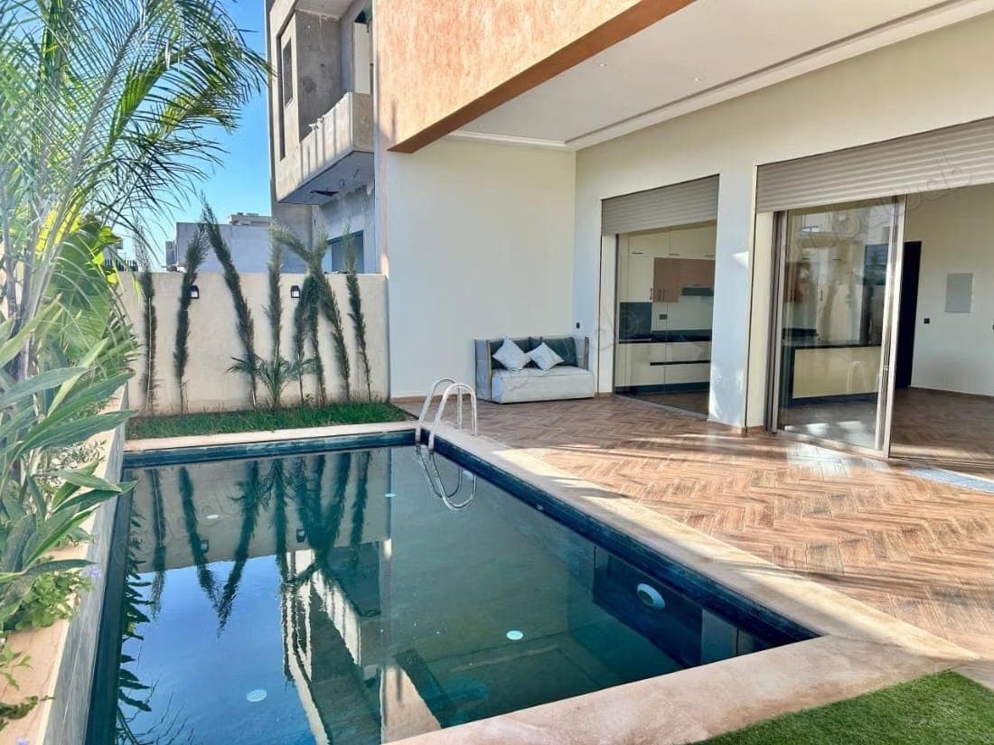 Villa De Luxe à Vendre à Chrifia VE25401