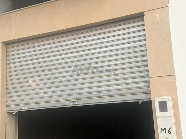 Local commercial 65 m2 à Ain Atiq