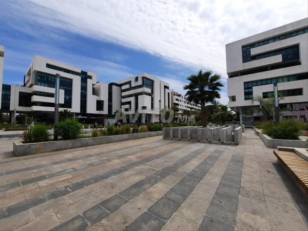 TERRAIN DE 600 M²