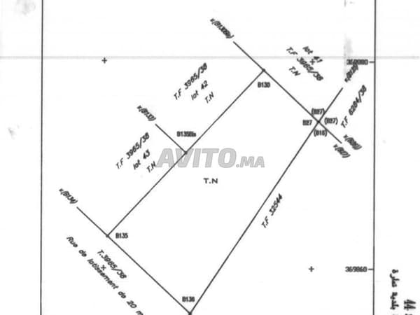 Terreno titulado de 200 m² en venta en Témara