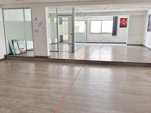 Bureau Professionnel Premium 239 m² à vendre – Avenue Mohammed V, Tanger