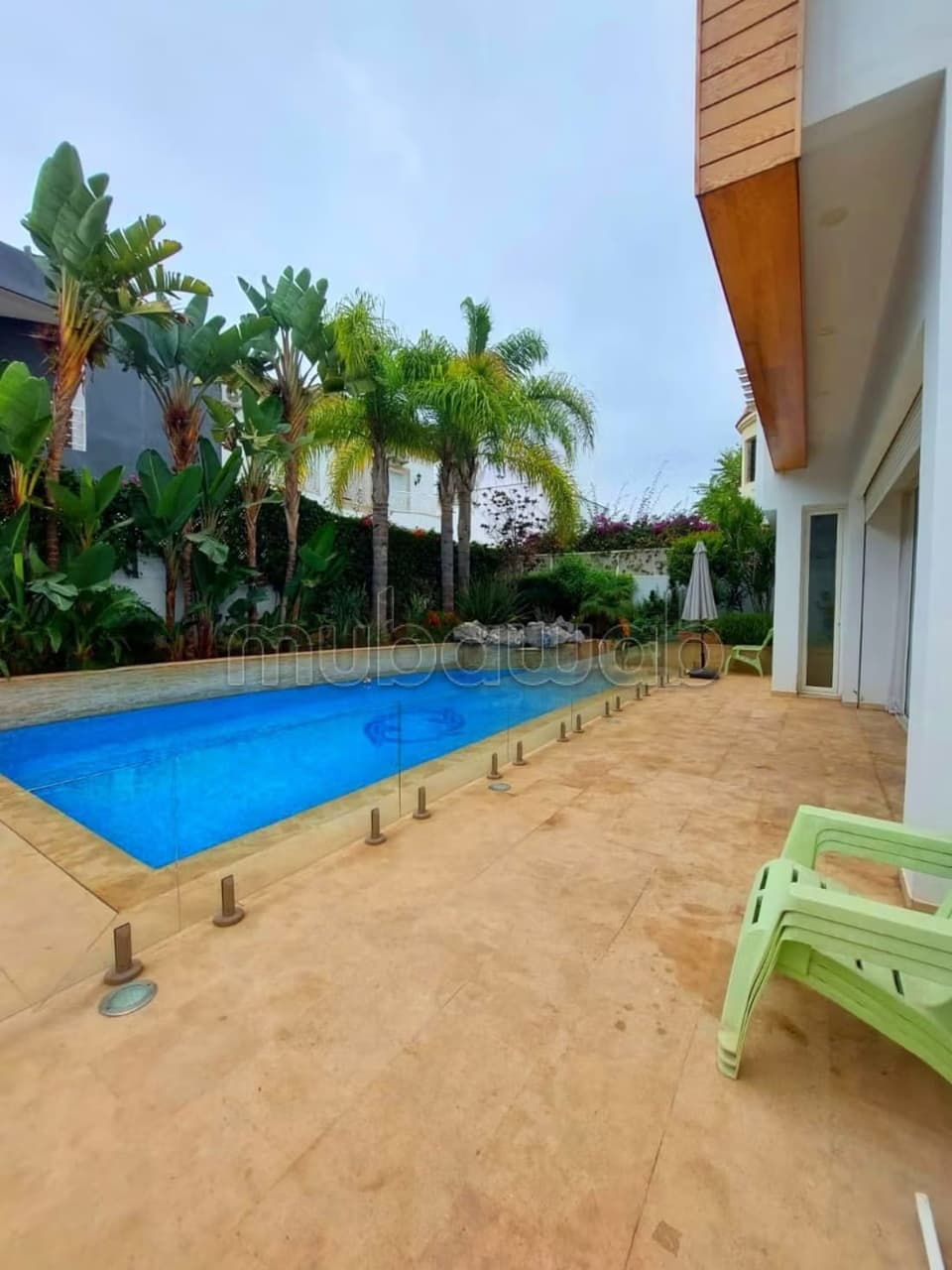 Villa Standing Furnished in Hay Riad