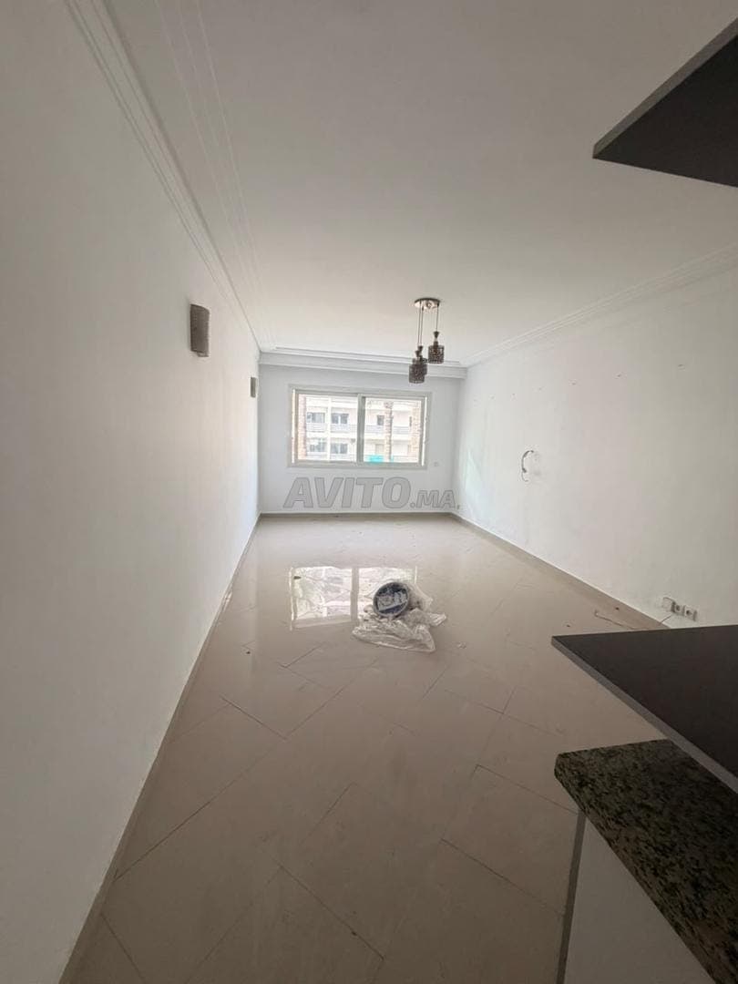 Studio vide à louer boulevard Anfa