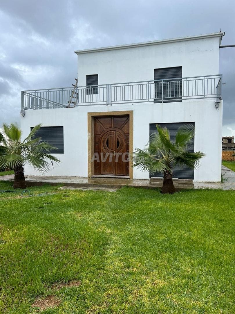 Villa Soumi Fini à vendre près de la plage Oulad Blanca