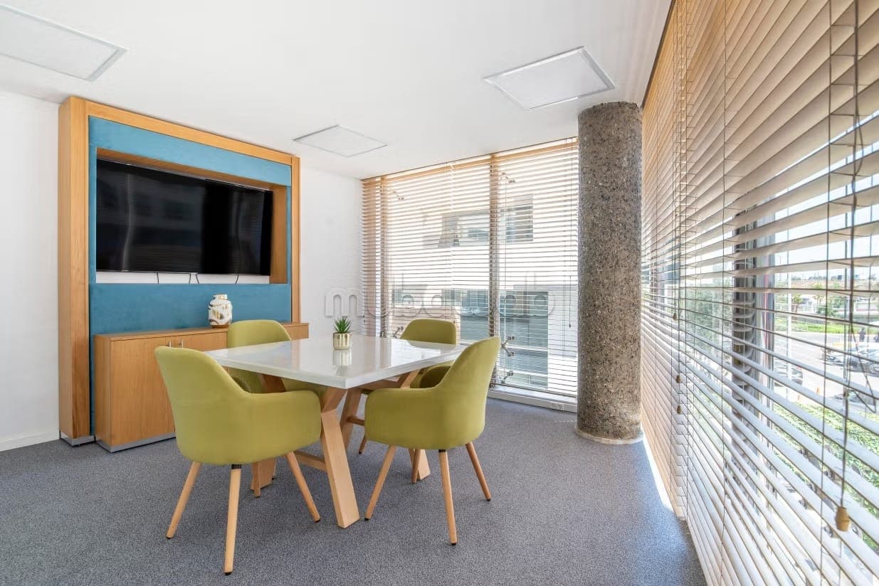 Espace de bureau ouvert pour 10 personnes à Zenith