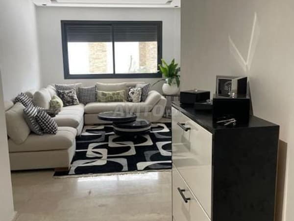 Nouveau studio meublé à louer à Ferme Bretonne