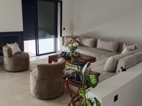 Prachtvolle Luxusvilla zum Verkauf in Harhoura