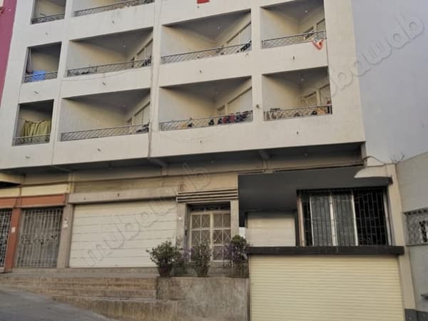 Immeuble en vente à ben diban