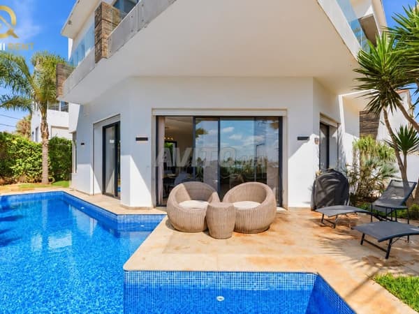 Villa vue sur mer à Dar Bouazza – 400 m²