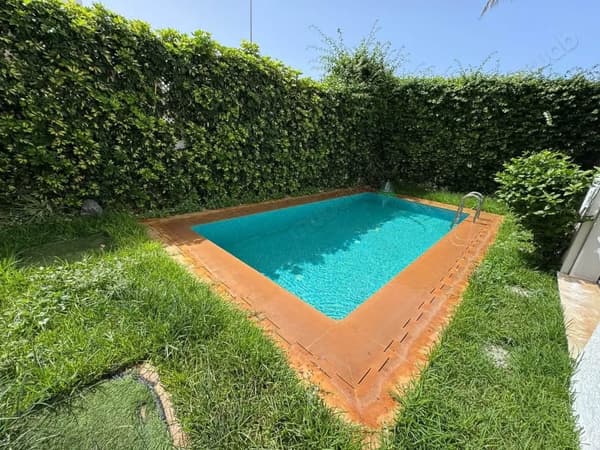 Magnifique rez de jardin