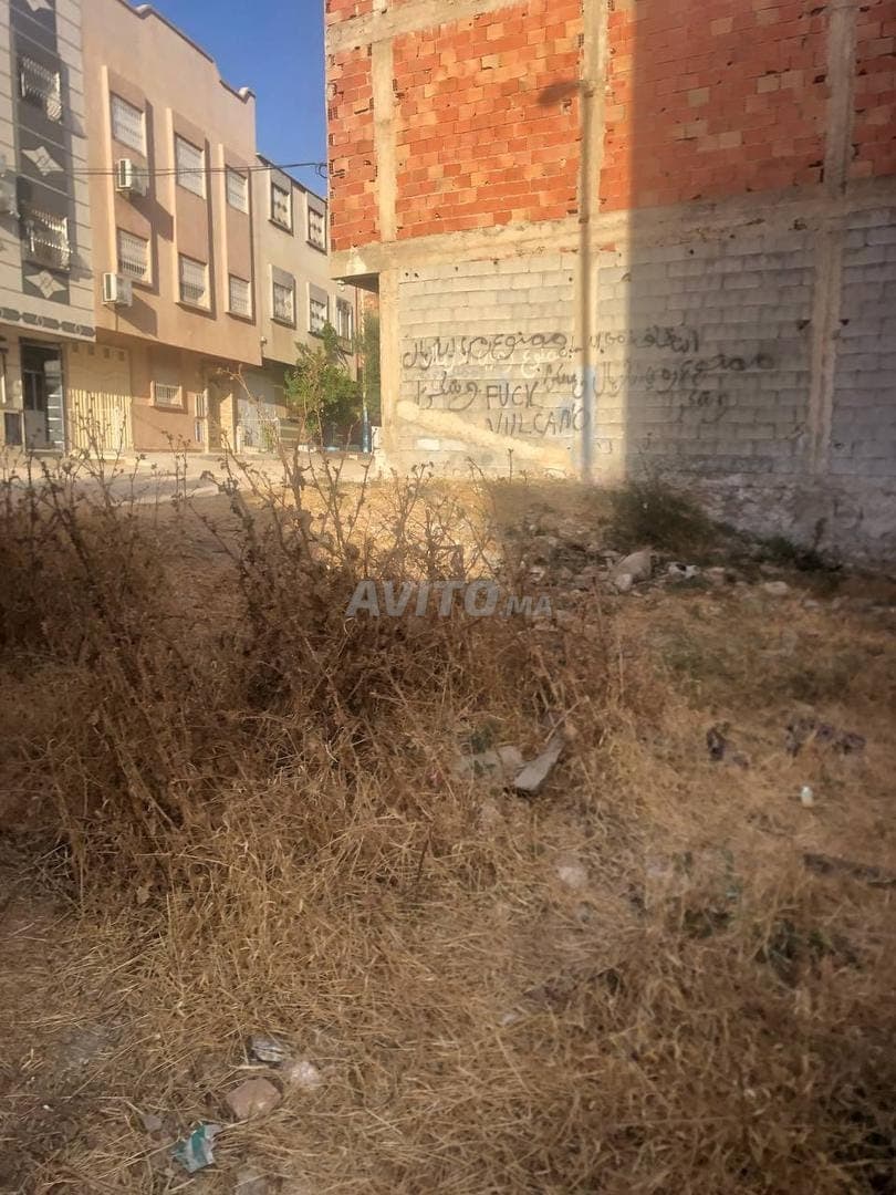 Land 100m2 getiteld in Meknès te koop