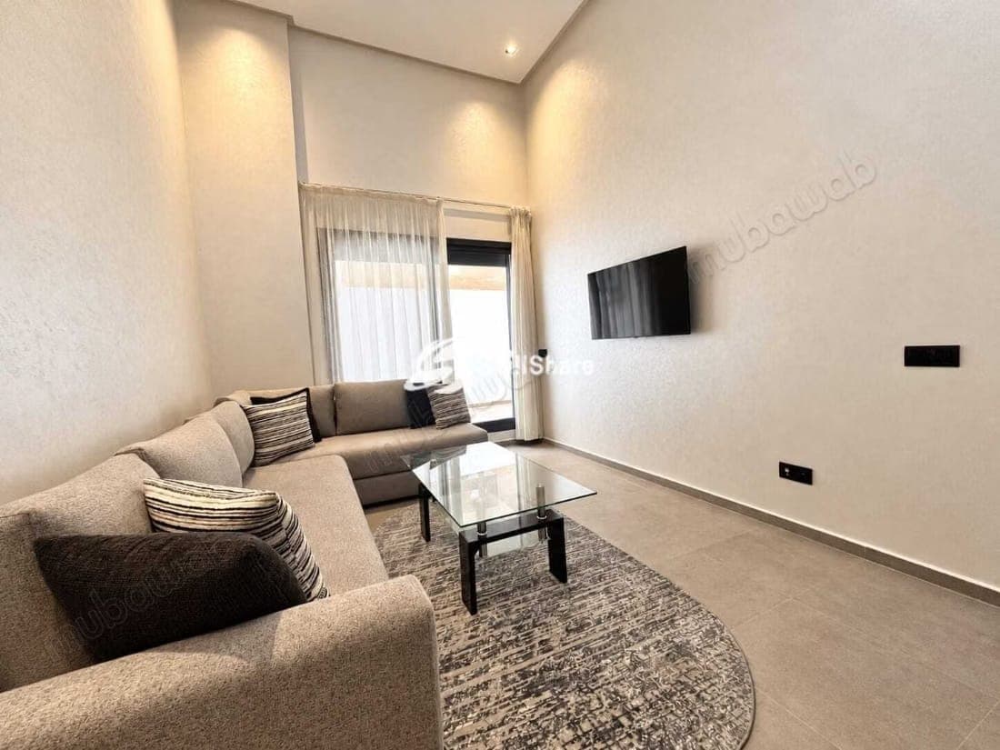 Studio neuf meublé avec terrasse à louer Bouskoura