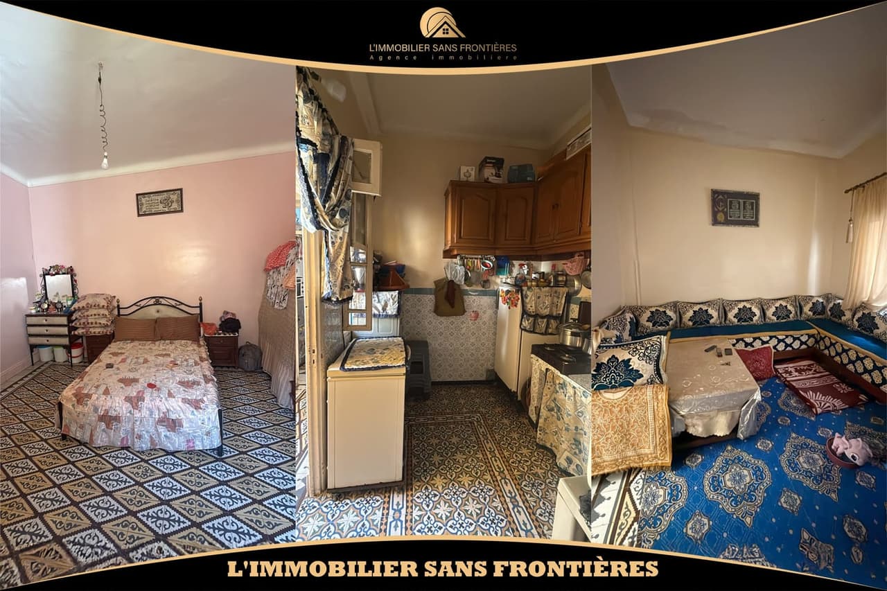 Titled riad of approximately 130 m² in the Marrakech Medina – Terrace, 2 living rooms and title…