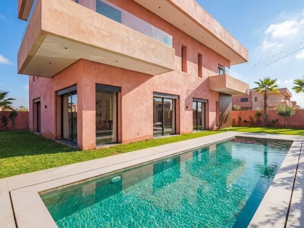 Villa de luxe à louer sur la route Ourika. 4 chambres. Meublée