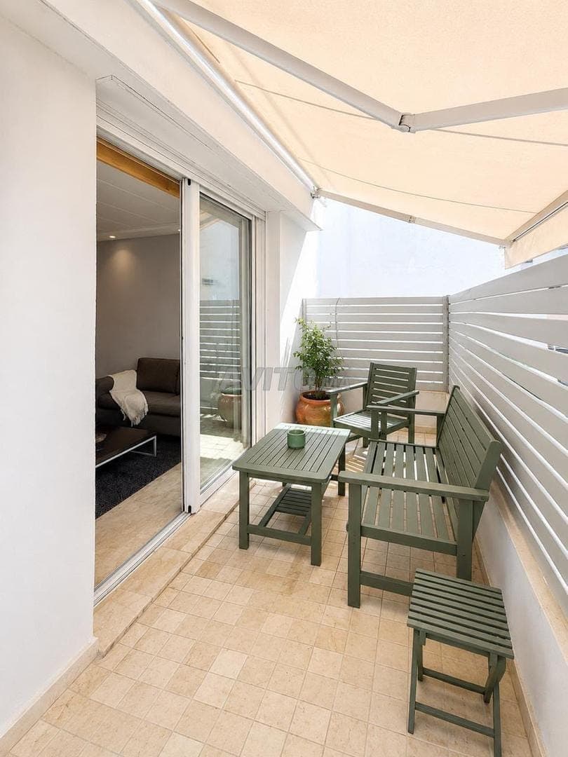 Studio Racine avec terrasse – meublé
