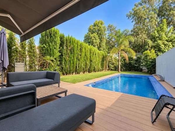 Vente Villa 360m2 3chambres avec piscine Bouskoura, Casablanca
