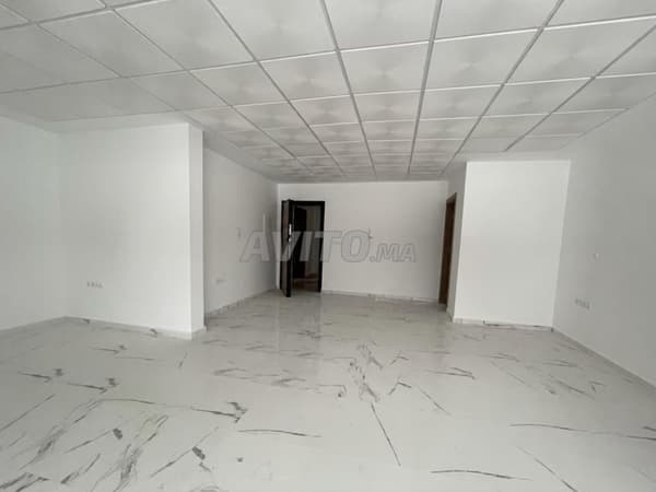 Büro zu verkaufen gegenüber dem Berufungsgericht in Agadir.