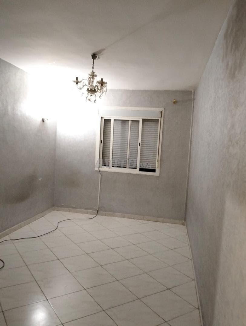 Appartamento in vendita al piano terra (rialzato) ad Haye El Warda, vicino a Oulfa
