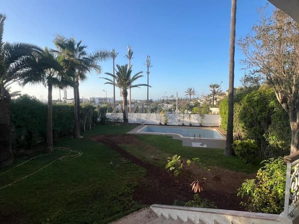 À VENDRE VILLA MODERNE À ANFA SUPÉRIEUR