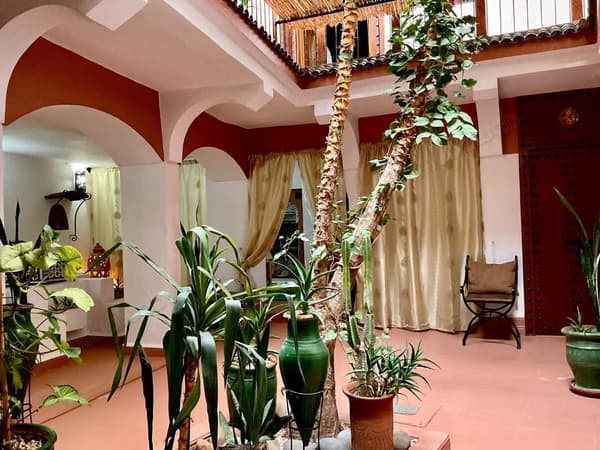 رياض بعنوان ملكية في medina تارودانت ref lub165