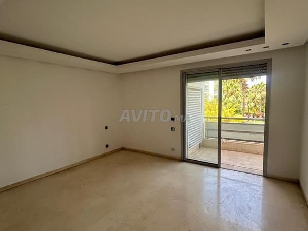 Magnifique appartement vide Ain Diab