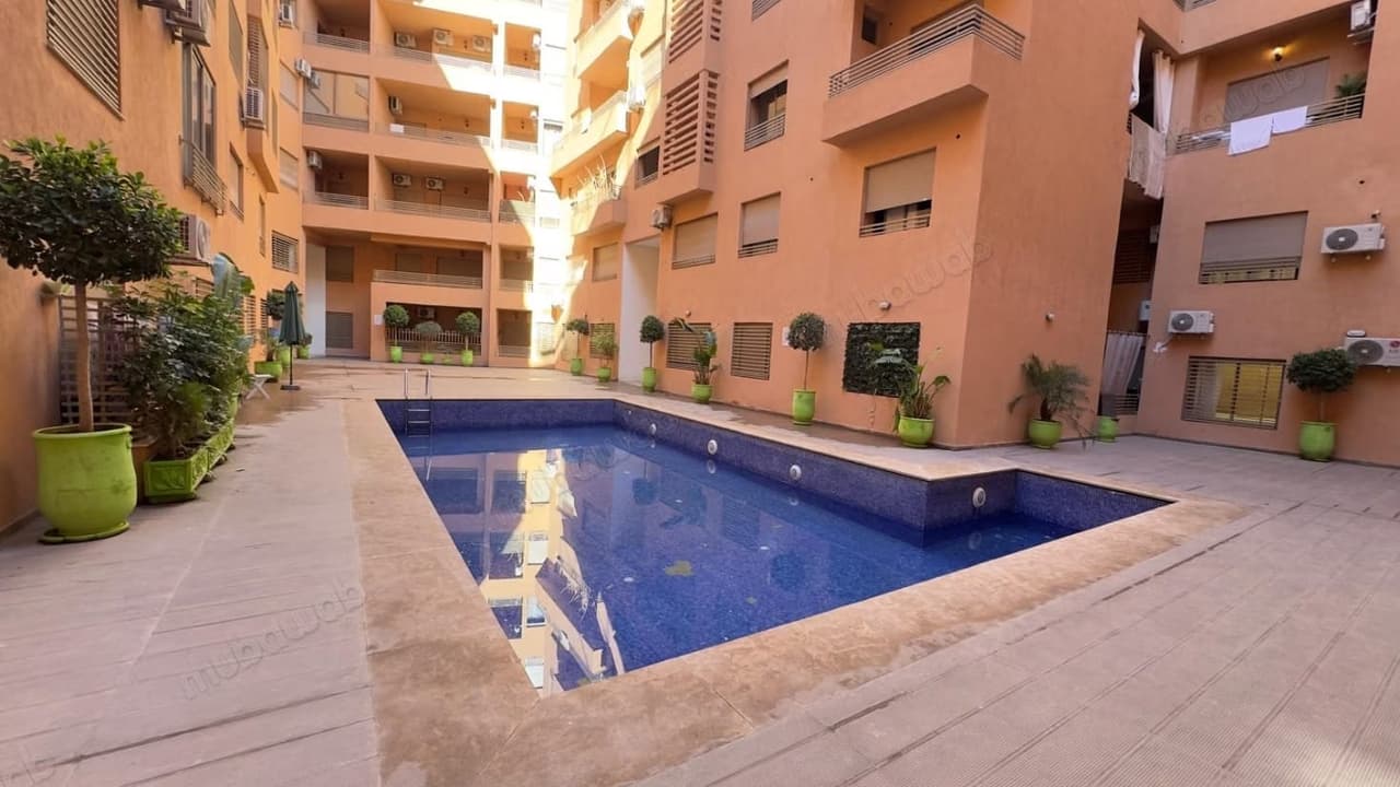 Superbo appartamento in vendita sulla Route Casablanca. Superficie totale 48 m². Arredato