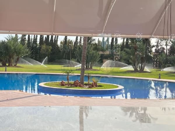 فيلا رائعة للبيع مثالية لدار ضيافة
