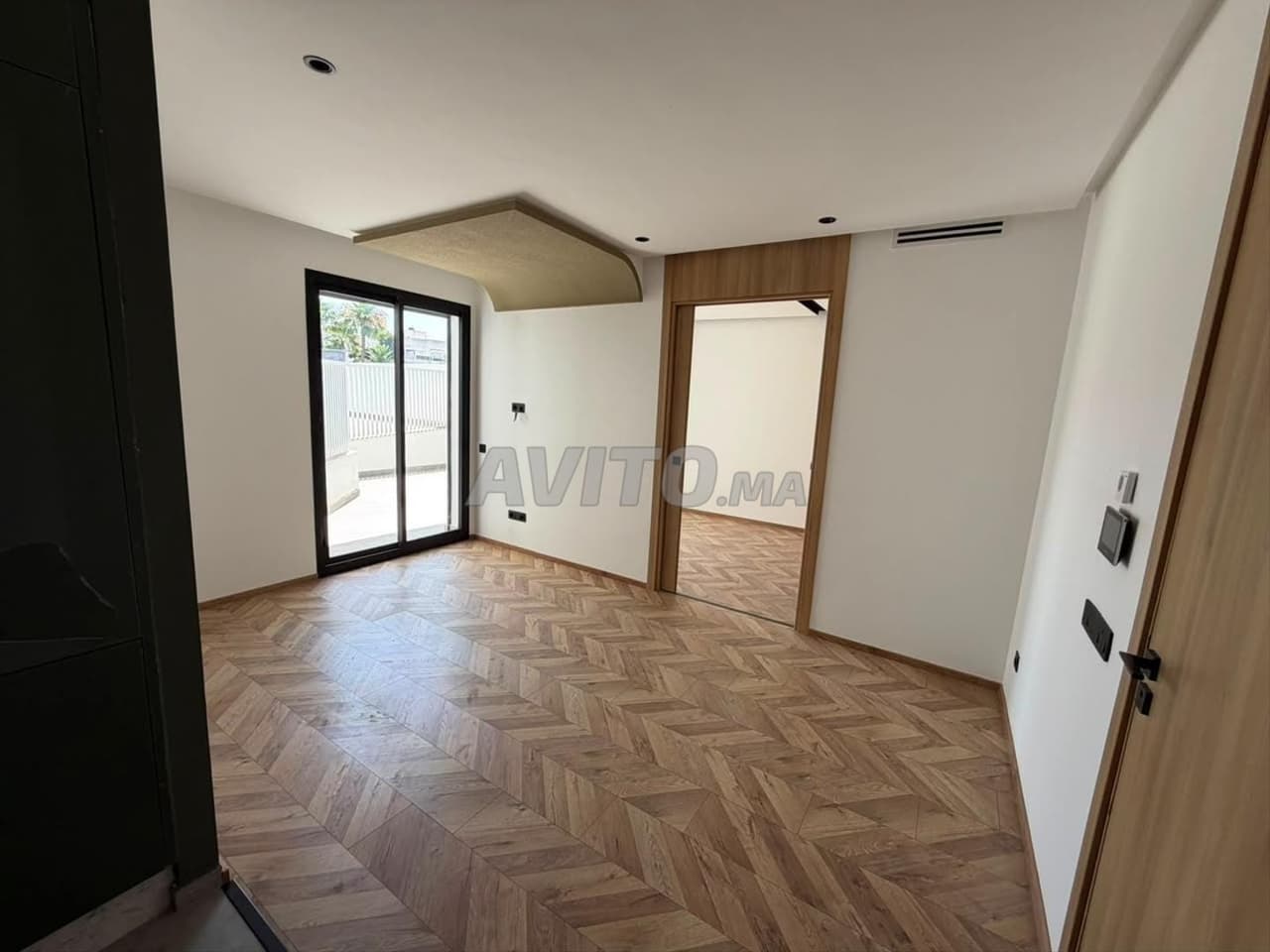 Studio vide à Quartier des hôpitaux