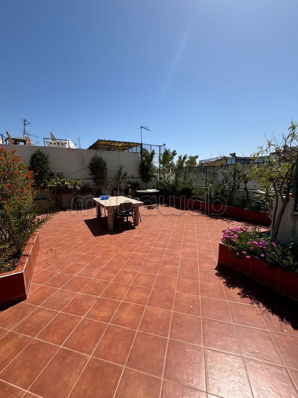 Nice apartment for sale in 2 Mars. Total area 377 m². Elevator and terrace