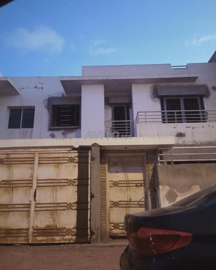 Villa semiacabada en venta – Barrio El Wifaq