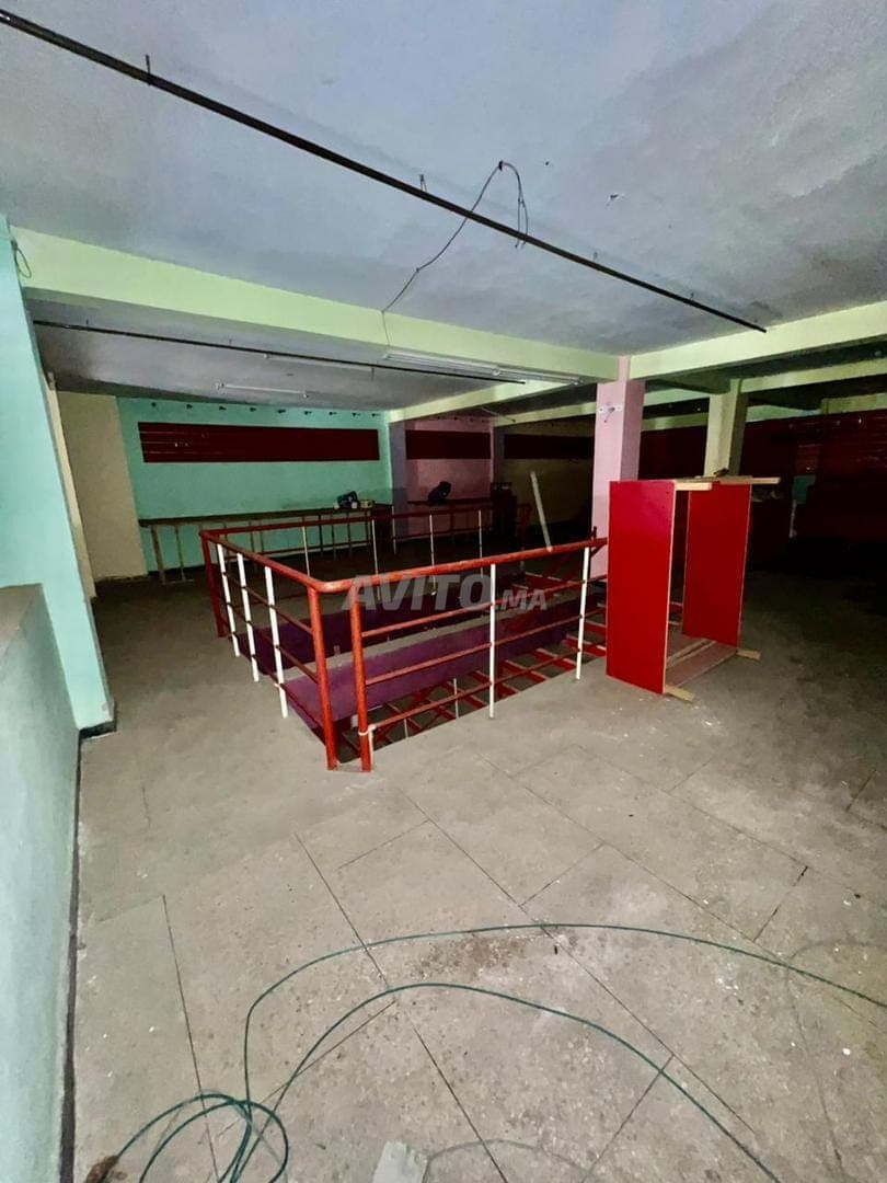 مساحة تجارية واسعة للبيع