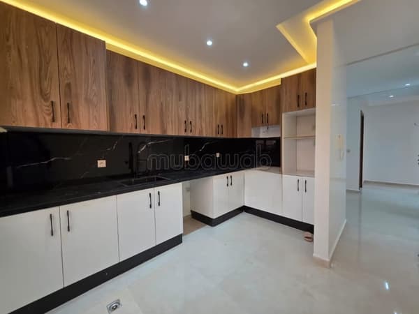 Appartement à l'achat à Bouaakkaz. Superficie 75 m². Salon traditionnel marocain