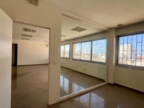 Centre ville Bureau de 130 m² à la vent