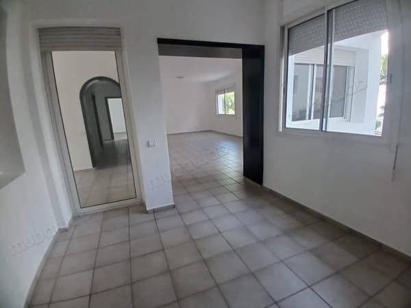 Wohnung zur Miete in Hay Riad