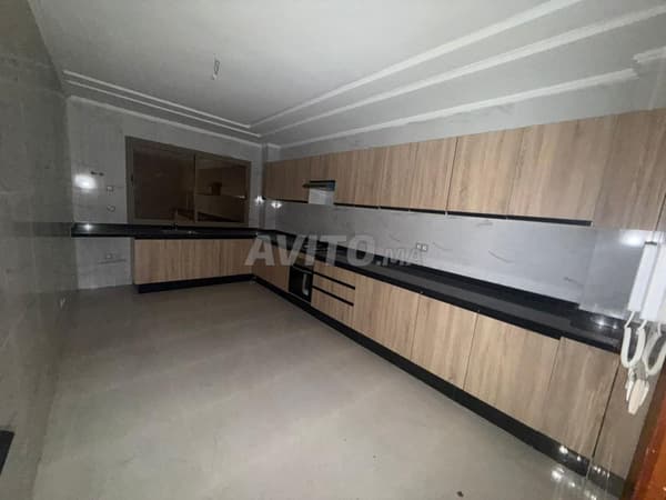 Duplex-appartement van 90 m² in Ibn Badis 2 façades