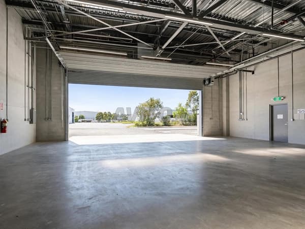 Garage 200m² à louer Tanger 8000 DH - كراج 200م