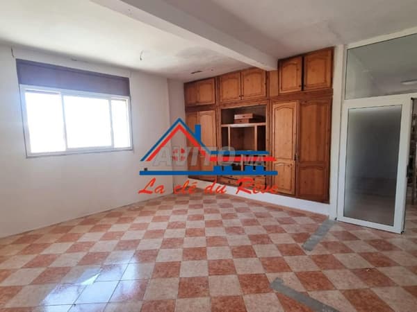 À Louer – Bureau Spacieux 160m² au Centre Al Manal