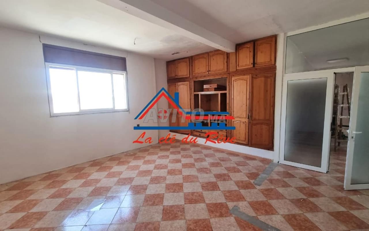 Te huur – Ruim kantoor van 160m² in Al Manal Centrum