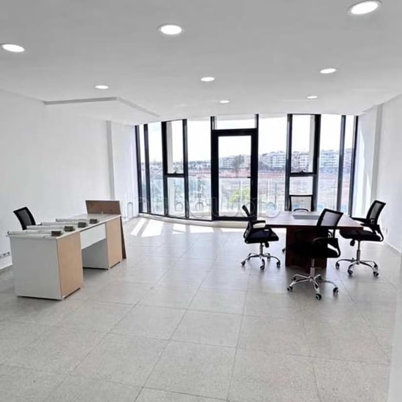 Kantoor te huur van 69.0 m² in Casablanca, Oasis