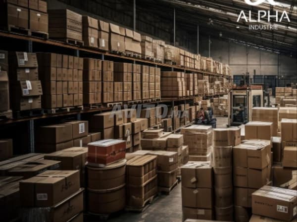 ZU VERMIETEN – INDUSTRIELLER LOKAL VON 600 m² IM 1. OBERGESCHOSS