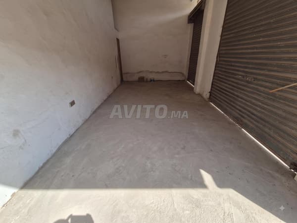 Magasin neuf 29m² avec WC à vendre à Moulay Rachid