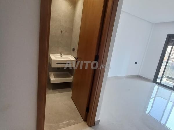Appartement 3 chambres 81 m², ascenseur, petit immeuble, Tanger Balia