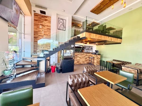 Murs et fonds de commerce restaurant à Hay Mohammadi, Surface totale 203 m²